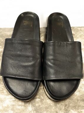 Beek Pelican Platform Sandal in Black Leather